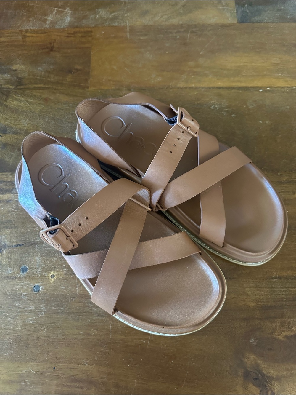 Chaco Townes Women's Tan Leather Crisscross Sandals size 8